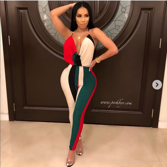 Pants - Bold, beautiful jumpsuit ❤️